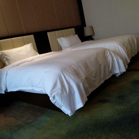 The Huiting Collection Hotel Wuhan Bagian luar foto