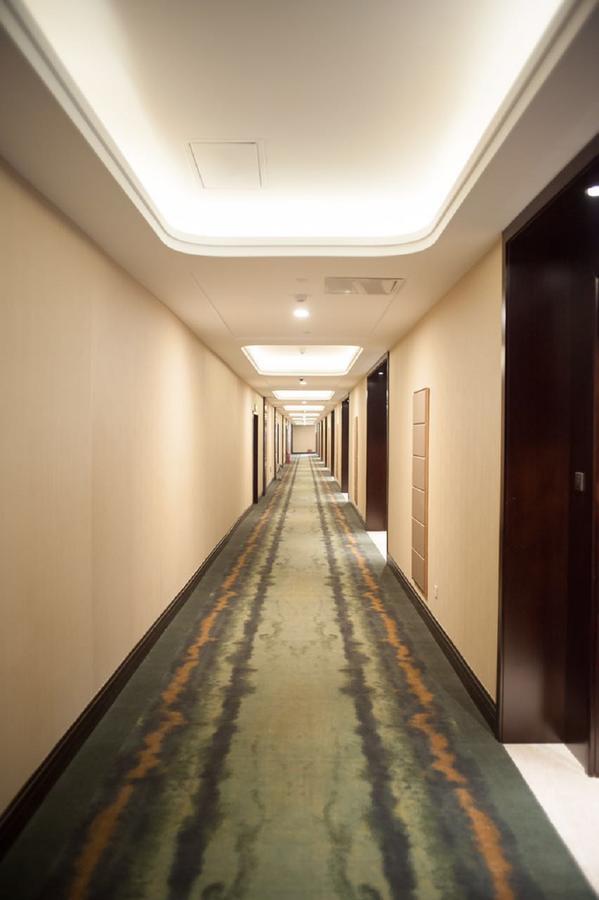 The Huiting Collection Hotel Wuhan Bagian luar foto