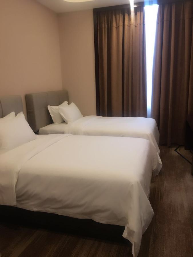 The Huiting Collection Hotel Wuhan Bagian luar foto