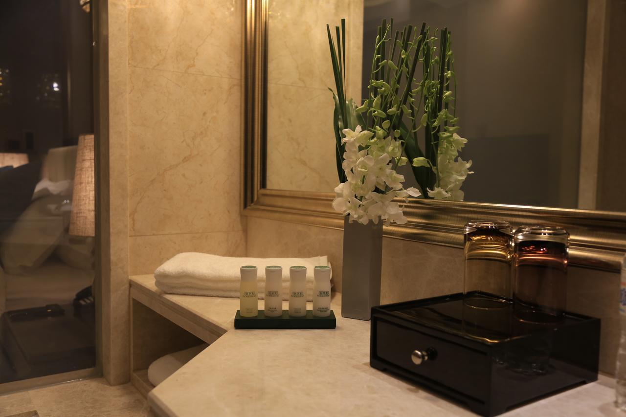 The Huiting Collection Hotel Wuhan Bagian luar foto