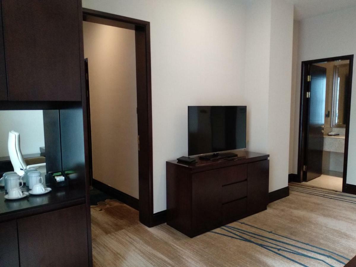 The Huiting Collection Hotel Wuhan Bagian luar foto