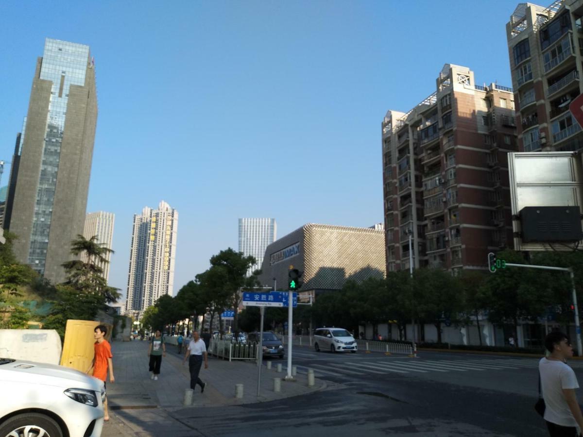 The Huiting Collection Hotel Wuhan Bagian luar foto